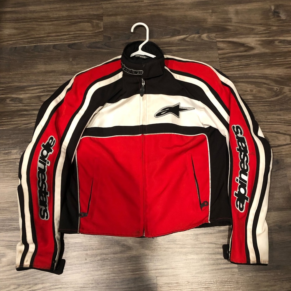 AlpineStars riding jacket with protective pads